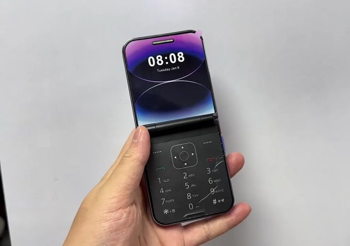 i15 Pro New Arrival Flip Phone